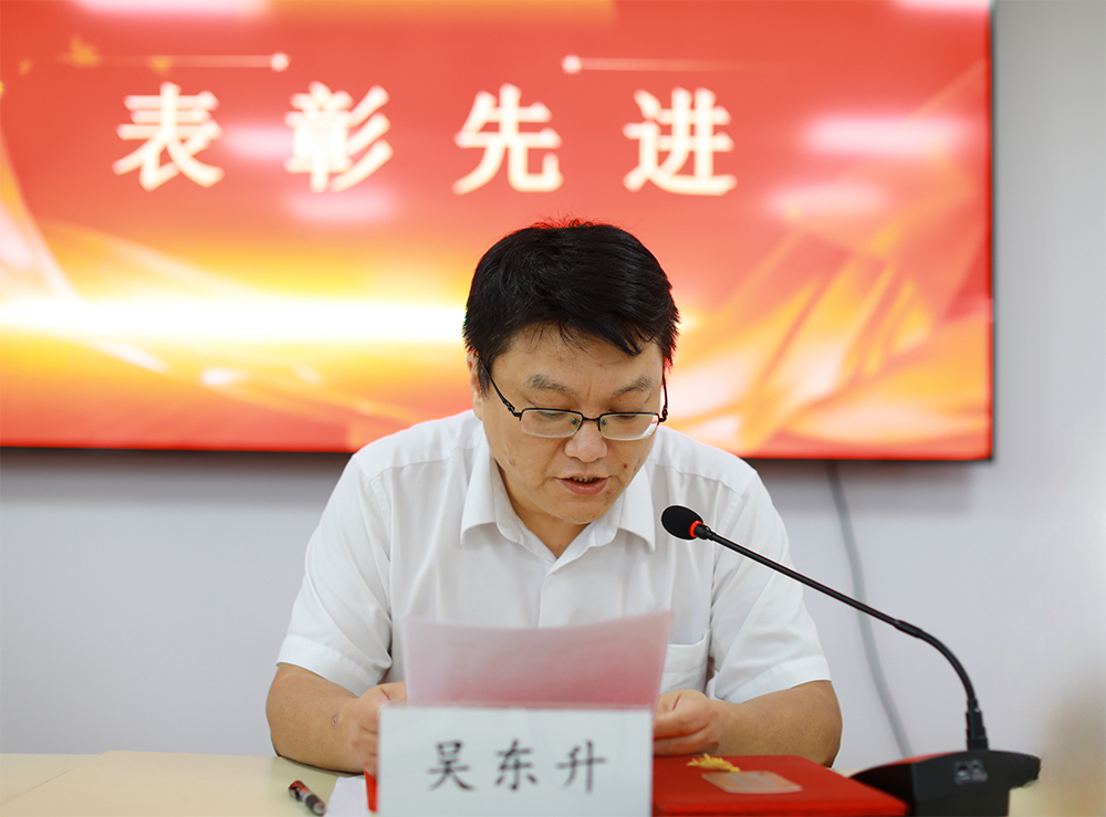 MRCAT猫先生_官方网站